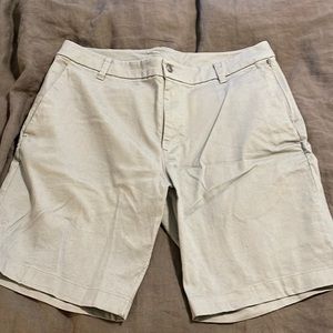 Lululemon Commission Shorts linen